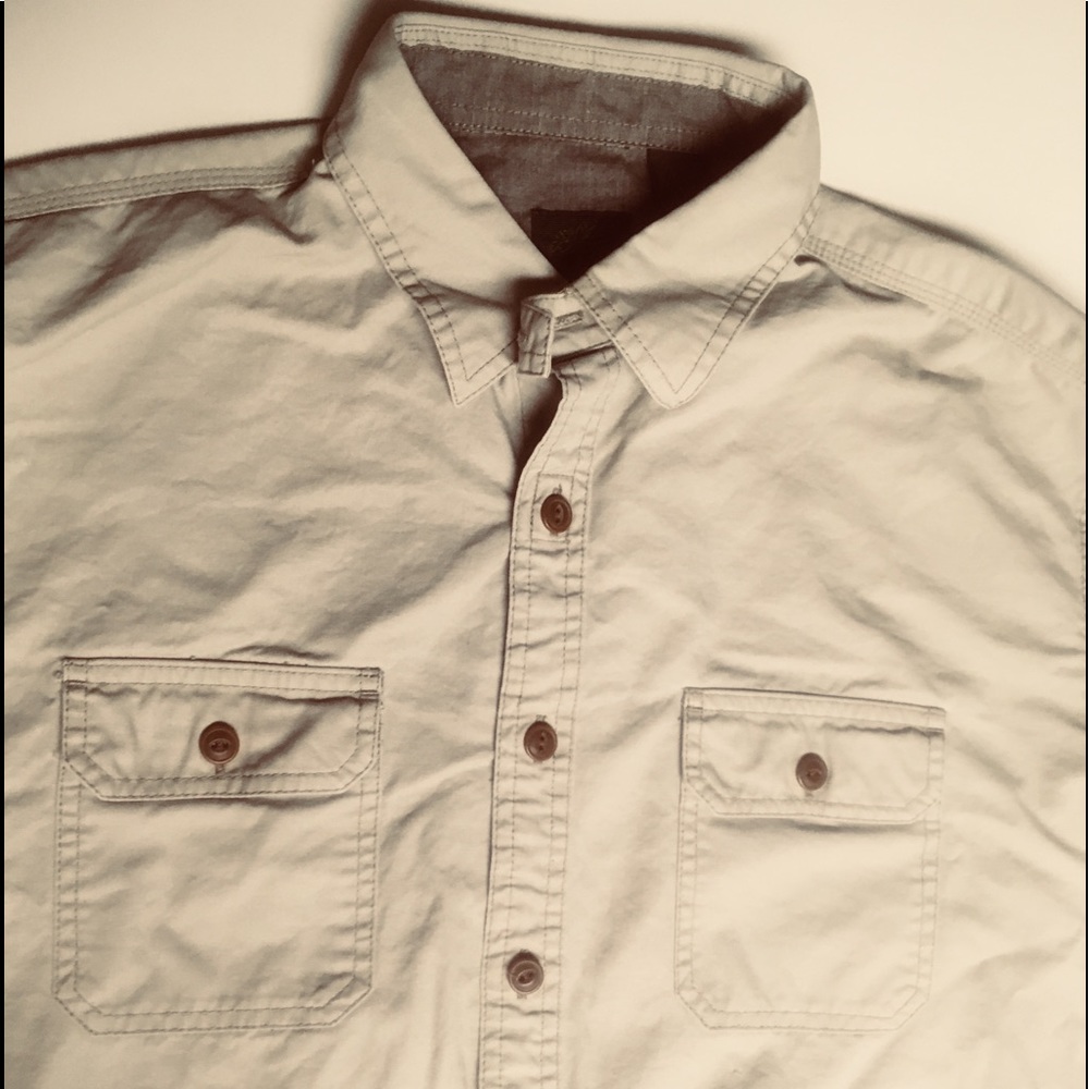 Men’s Timberland Taupe Button Down Large